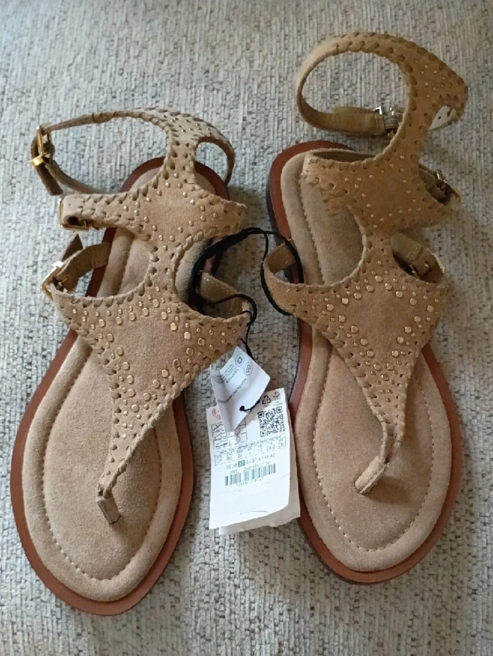 Zara Beige Suede Studded T-Strap Sandals - Picture 3 of 3